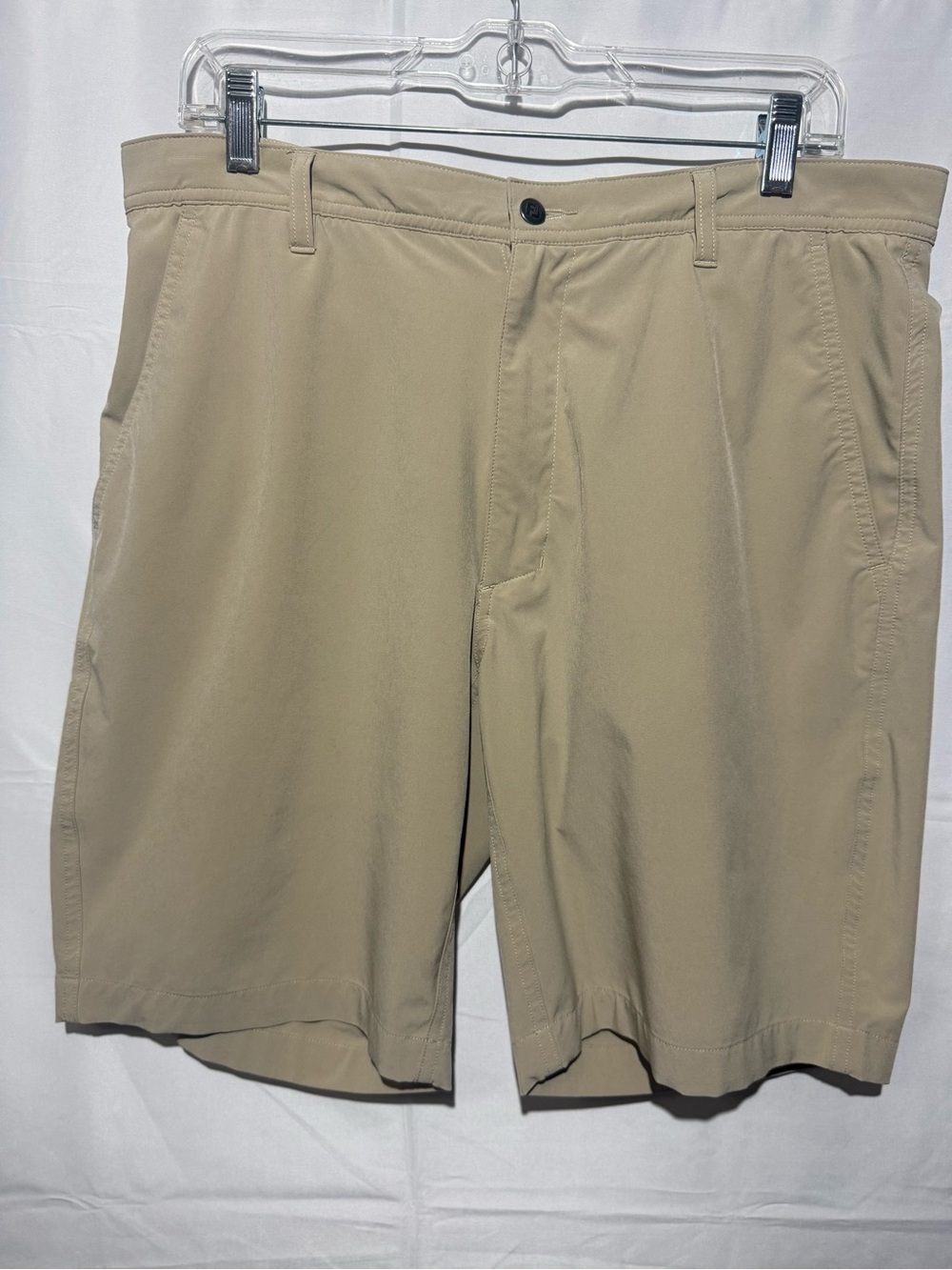 FootJoy Men's Khaki Flat-Front Performance Shorts